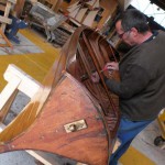 Restauration de vieux bateaux en bois