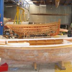 Restauration de vieux bateaux en bois